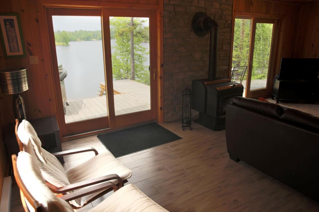 Les Chalets Du Lac Serein Saint Ludger de Milot 外观 照片